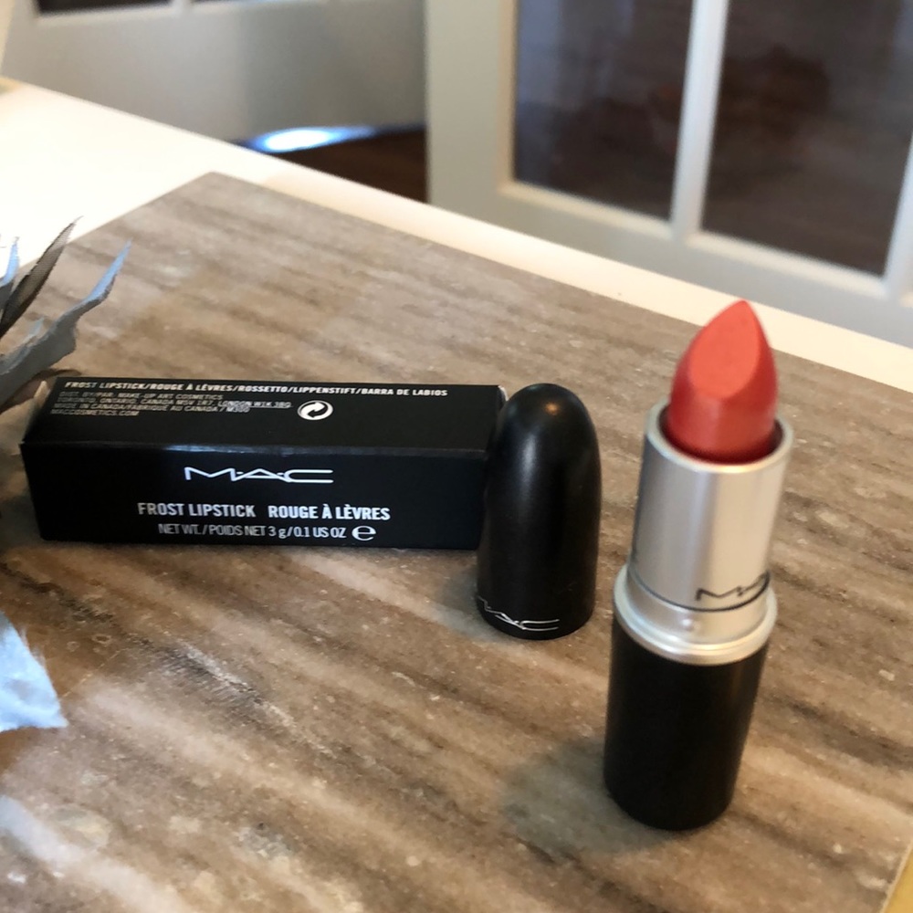 New Mac lipstick CB 96 (full size)